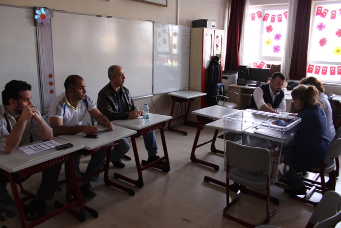 Gemi Mühendisleri sandık başına gitti galerisi resim 7