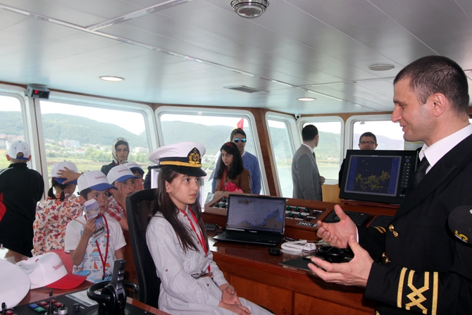 Çocuklar bayramlarını denizde kutladı galerisi resim 10