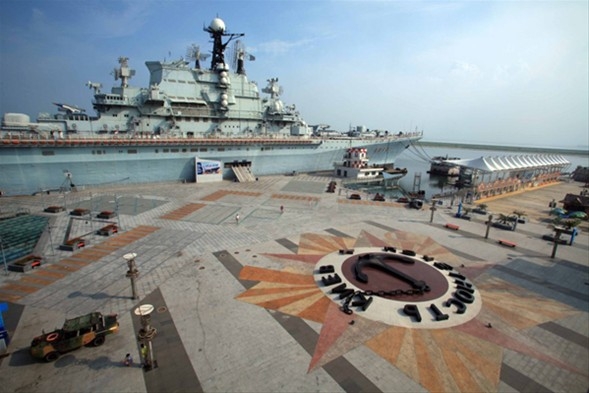 Savaş gemisi otel oldu, galerisi resim 3