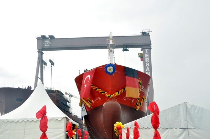 M/T Traviata, Tersan Tersanesi'nde denize indirildi galerisi resim 11