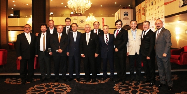 "DEFAV 19. Geleneksel Dayanışma Gecesi" galerisi resim 15