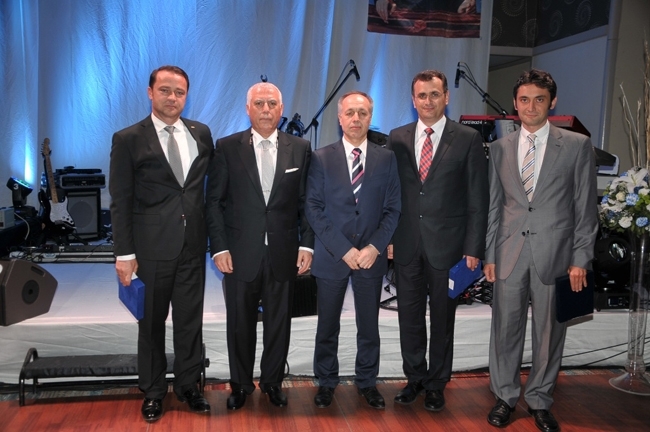 "DEFAV 19. Geleneksel Dayanışma Gecesi" galerisi resim 4