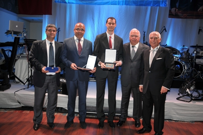 "DEFAV 19. Geleneksel Dayanışma Gecesi" galerisi resim 6