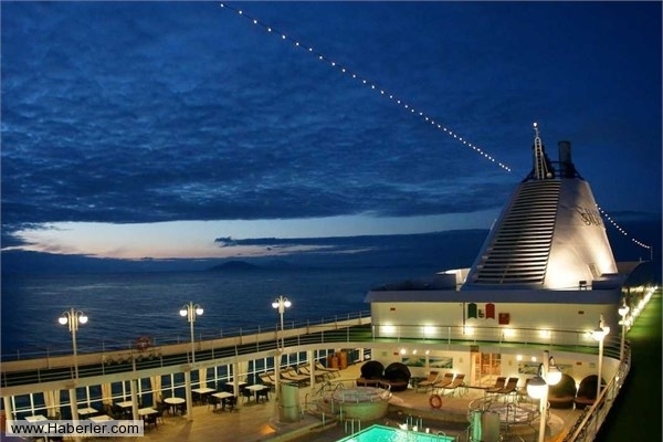 Dünya'nın en lüks 10 gemisi galerisi resim 2