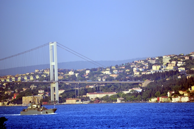 Rus Donanması'na ait iki gemi Çanakkale Boğazı'ndan geçti galerisi resim 7