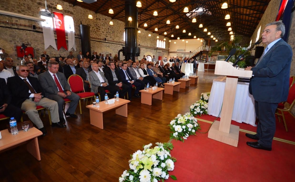 İzmir Büyükşehir Belediyesi arabalı vapur imza töreni galerisi resim 7