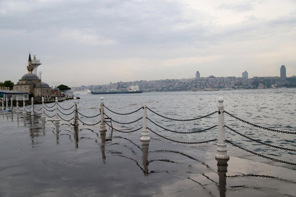 İstanbul'da deniz, karayla birleşti galerisi resim 15