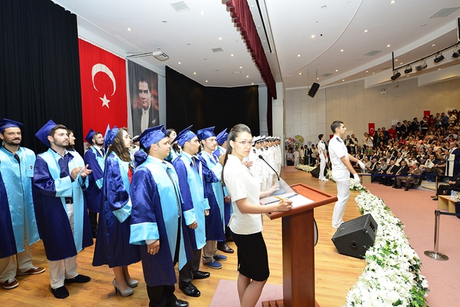 Dokuz Eylül Üniversitesi Denizcilik Fakültesi mezuniyet töreni yapıldı galerisi resim 33