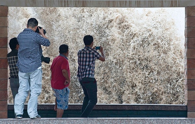 İnsanoğlunun dalgalarla imtihanı galerisi resim 12