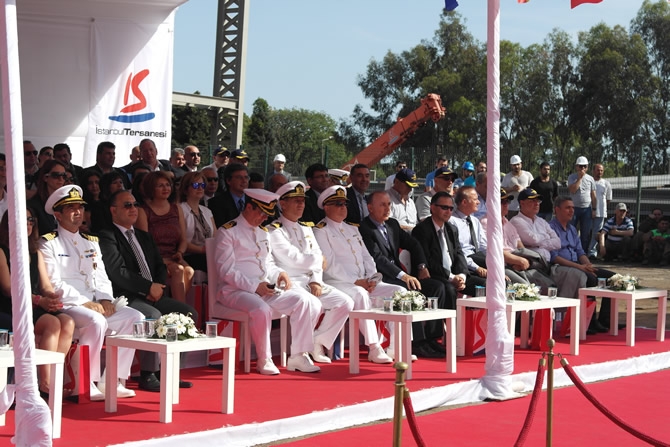 'IŞIN' adlı gemi törenle denize indirildi galerisi resim 13