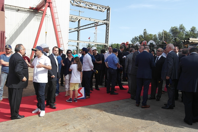 'IŞIN' adlı gemi törenle denize indirildi galerisi resim 35