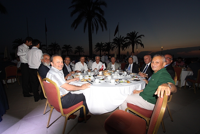 Onursan'ın iftar yemeğine yoğun katılım galerisi resim 8