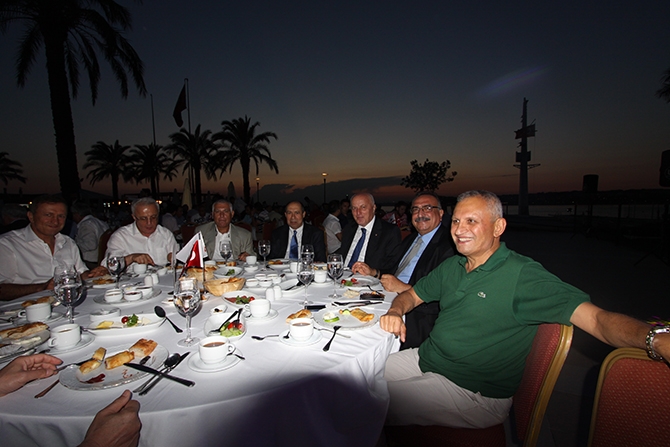 Onursan'ın iftar yemeğine yoğun katılım galerisi resim 9