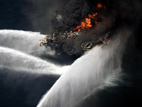 DENİZALTILAR KÖRFEZ'İ TEMİZLİYOR galerisi resim 10