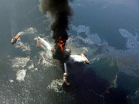 DENİZALTILAR KÖRFEZ'İ TEMİZLİYOR galerisi resim 11