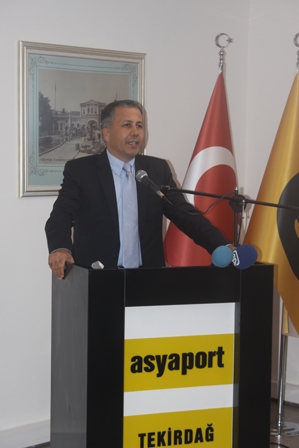 'MSC LONDON' gemisi Asyaport'u selamladı galerisi resim 52