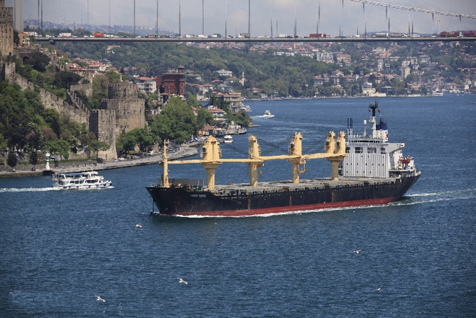 İstanbul Boğazı'ndan ilk 7 ayda 25 bin gemi geçti galerisi resim 19