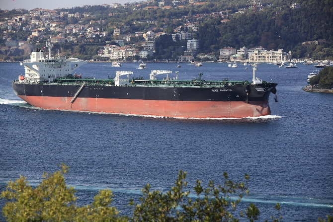 İstanbul Boğazı'ndan ilk 7 ayda 25 bin gemi geçti galerisi resim 2