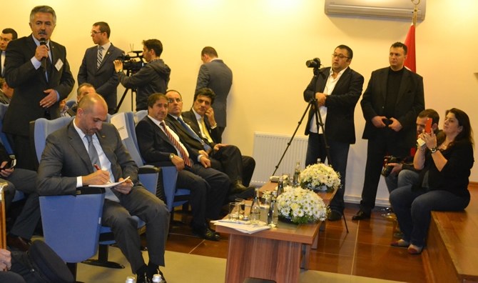 Bakan Lütfi Elvan, denizcilik sektöründeki STK'larla bir araya geld galerisi resim 24