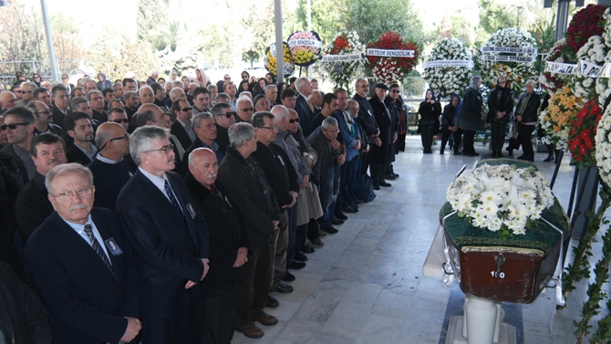 Sümer Erol Çağlar son yolculuğuna uğurlandı galerisi resim 18