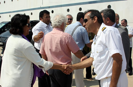 ALTIN ÇIPA KONUKLARI AKDENİZ GEMİSİ'NDE AĞIRLANDI galerisi resim 2