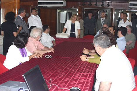 ALTIN ÇIPA KONUKLARI AKDENİZ GEMİSİ'NDE AĞIRLANDI galerisi resim 3