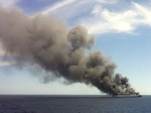 İspanya'da feribotta yangın çıktı