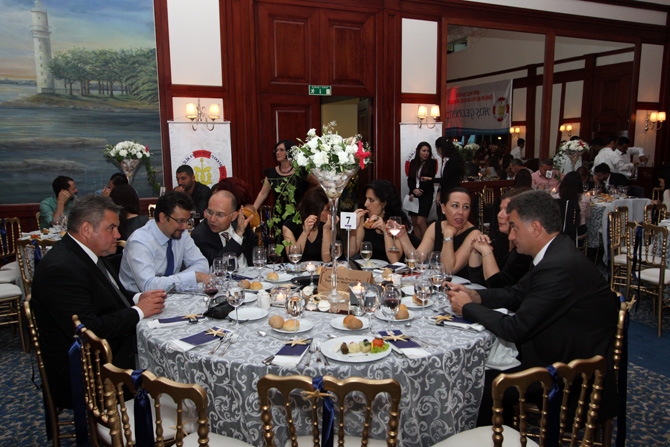 DEFAV 20. Geleneksel Dayanışma Gecesi geniş katılımla gerçekleşti galerisi resim 12