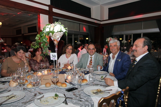 DEFAV 20. Geleneksel Dayanışma Gecesi geniş katılımla gerçekleşti galerisi resim 20