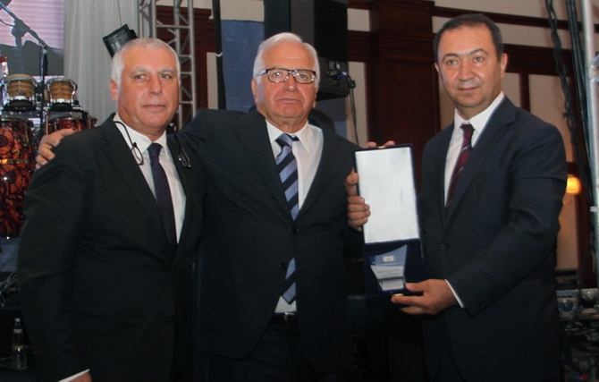 DEFAV 20. Geleneksel Dayanışma Gecesi geniş katılımla gerçekleşti galerisi resim 27