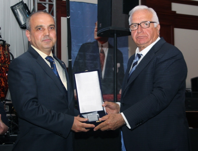 DEFAV 20. Geleneksel Dayanışma Gecesi geniş katılımla gerçekleşti galerisi resim 29