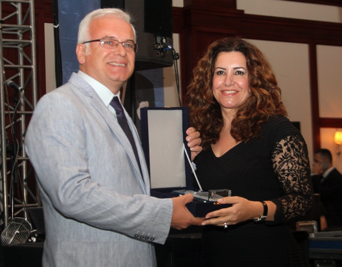 DEFAV 20. Geleneksel Dayanışma Gecesi geniş katılımla gerçekleşti galerisi resim 30