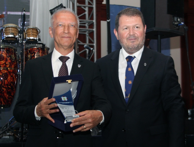 DEFAV 20. Geleneksel Dayanışma Gecesi geniş katılımla gerçekleşti galerisi resim 44