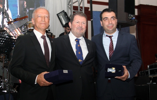 DEFAV 20. Geleneksel Dayanışma Gecesi geniş katılımla gerçekleşti galerisi resim 46