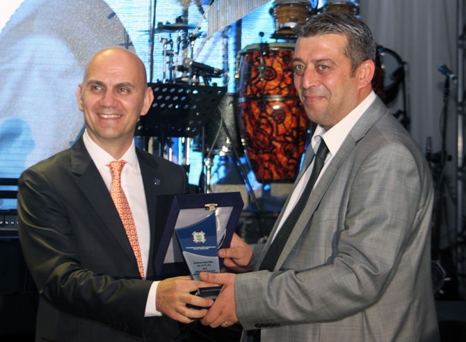 DEFAV 20. Geleneksel Dayanışma Gecesi geniş katılımla gerçekleşti galerisi resim 53