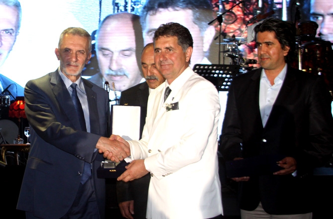 DEFAV 20. Geleneksel Dayanışma Gecesi geniş katılımla gerçekleşti galerisi resim 58