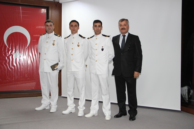 Turgut Kıran Denizcilik Yüksekokulu Mezuniyet Töreni galerisi resim 12