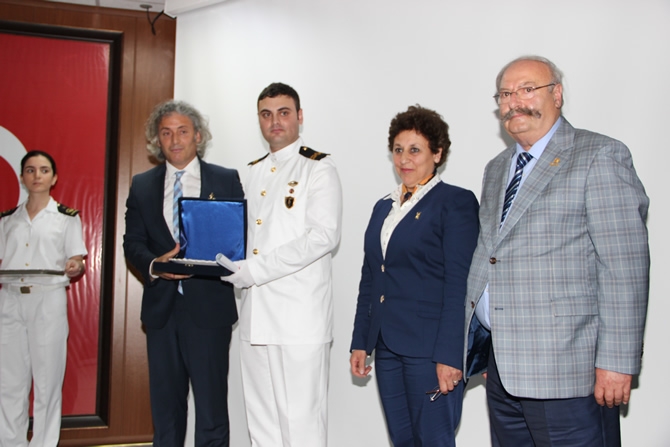 Turgut Kıran Denizcilik Yüksekokulu Mezuniyet Töreni galerisi resim 4