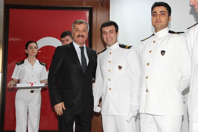 Turgut Kıran Denizcilik Yüksekokulu Mezuniyet Töreni galerisi resim 6