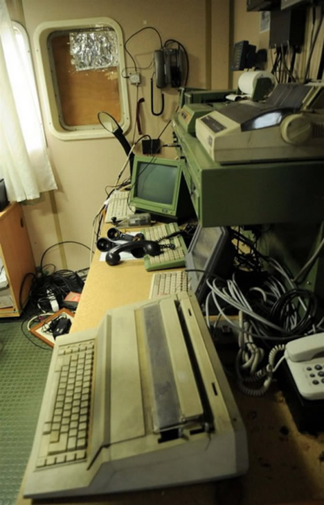 MAVİ MARMARA SALDIRININ İZLERİNİ TAŞIYOR galerisi resim 17