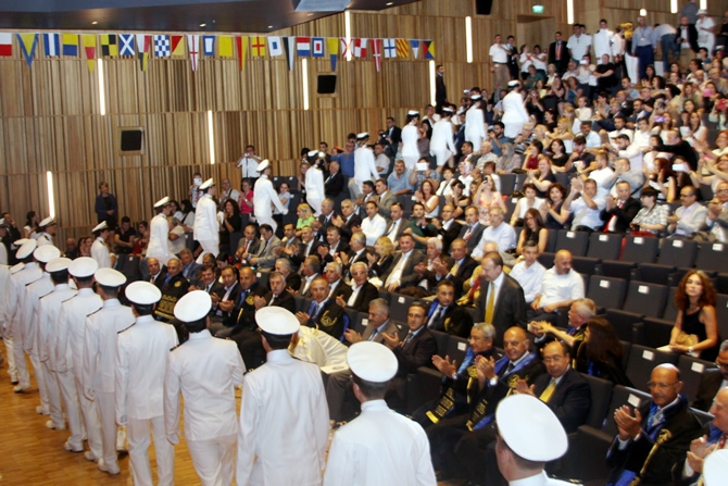 Piri Reis Üniversitesi'nde Mezuniyet Coşkusu galerisi resim 11