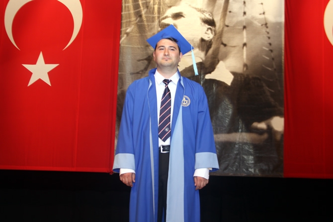 Piri Reis Üniversitesi'nde Mezuniyet Coşkusu galerisi resim 37