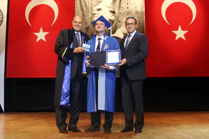 Piri Reis Üniversitesi'nde Mezuniyet Coşkusu galerisi resim 38