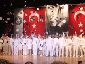 Piri Reis Üniversitesi'nde Mezuniyet Coşkusu