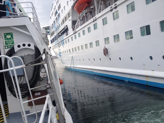 GESTAŞ, CELESTYAL CRYSTAL gemisindeki yolcuları tahliye ediyor galerisi resim 20