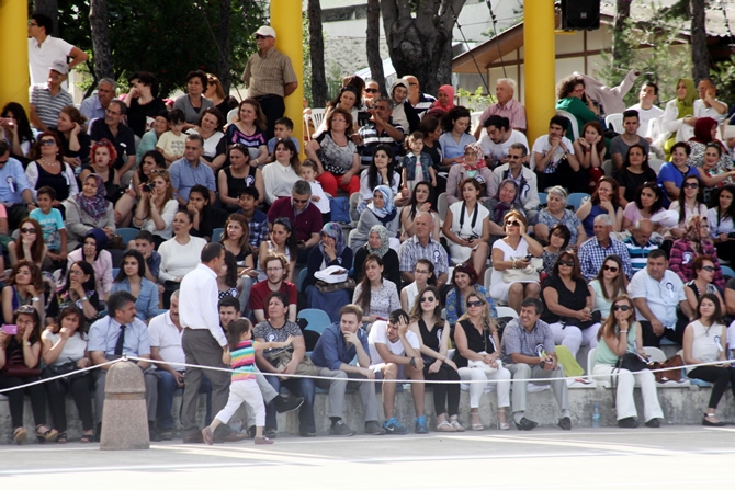 İTÜ Denizcilik Fakültesi 2015 yılı mezunlarını verdi galerisi resim 10