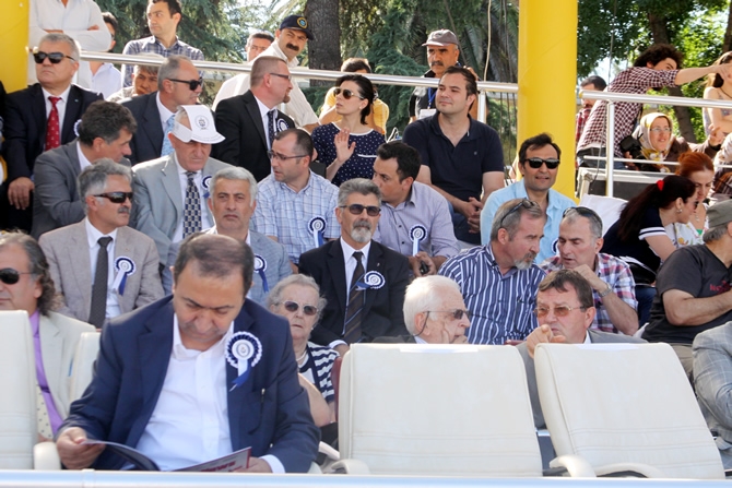 İTÜ Denizcilik Fakültesi 2015 yılı mezunlarını verdi galerisi resim 11