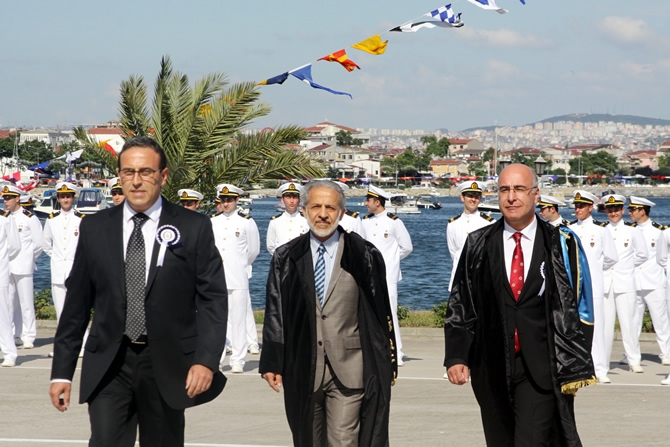 İTÜ Denizcilik Fakültesi 2015 yılı mezunlarını verdi galerisi resim 16