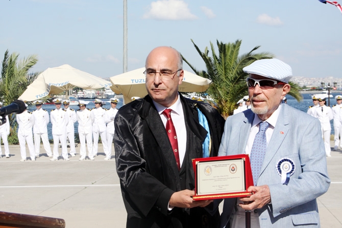 İTÜ Denizcilik Fakültesi 2015 yılı mezunlarını verdi galerisi resim 24