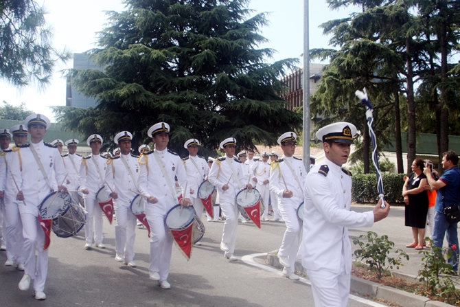 İTÜ Denizcilik Fakültesi 2015 yılı mezunlarını verdi galerisi resim 3